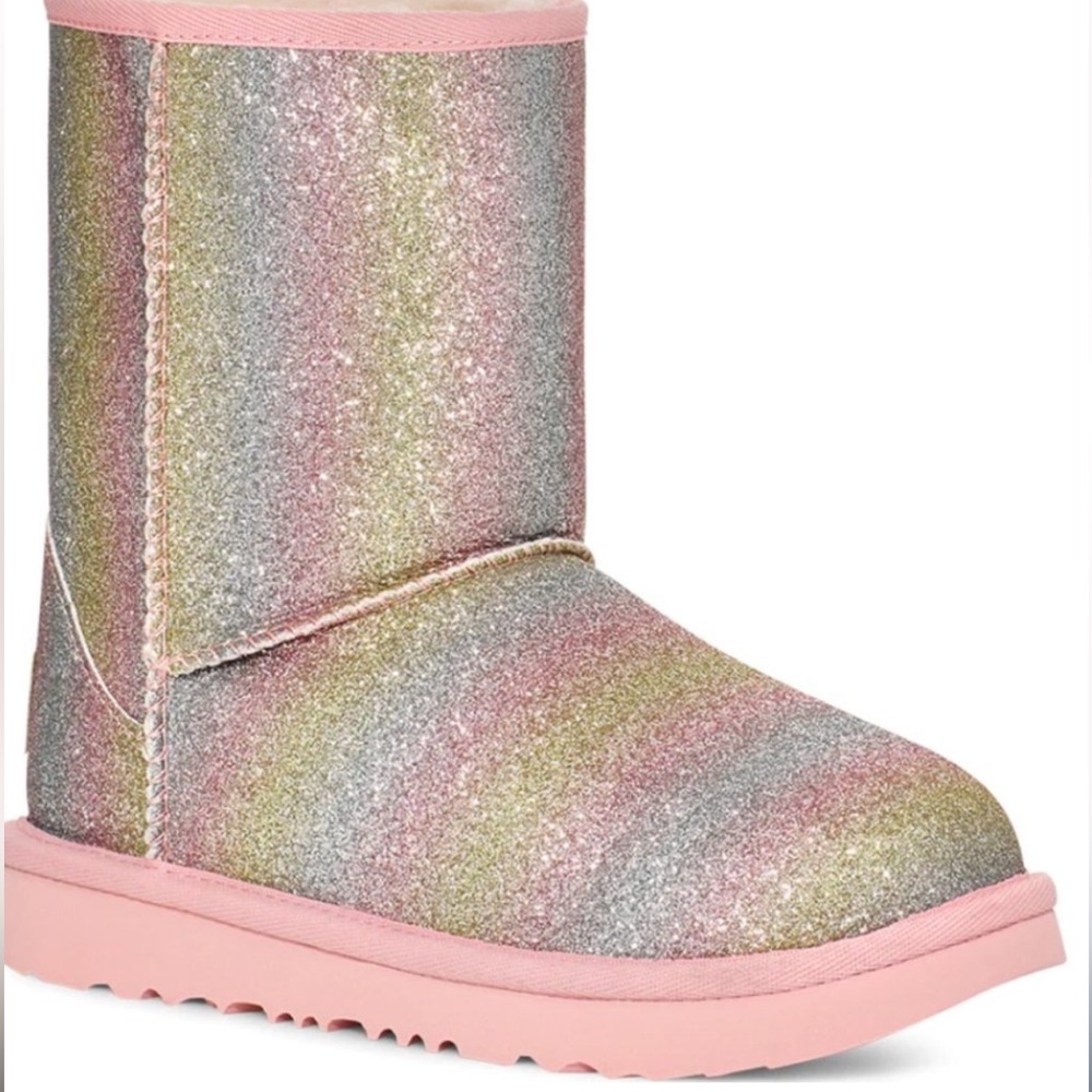 Kids UGG Classic II Glitter Boot size 1 (little kid)